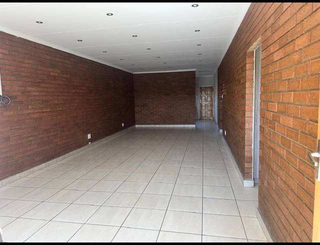 3 BEDROOM PROPERTY TO RENT IN ERASMIA